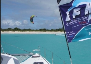  Kitesurfing cruise in the Antilles 